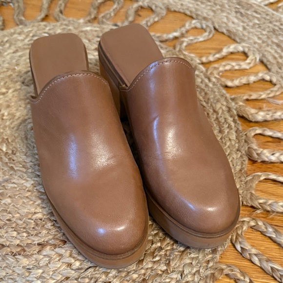 Naturalizer Shoes - NATURALIZER Brown Leather Platform Mules